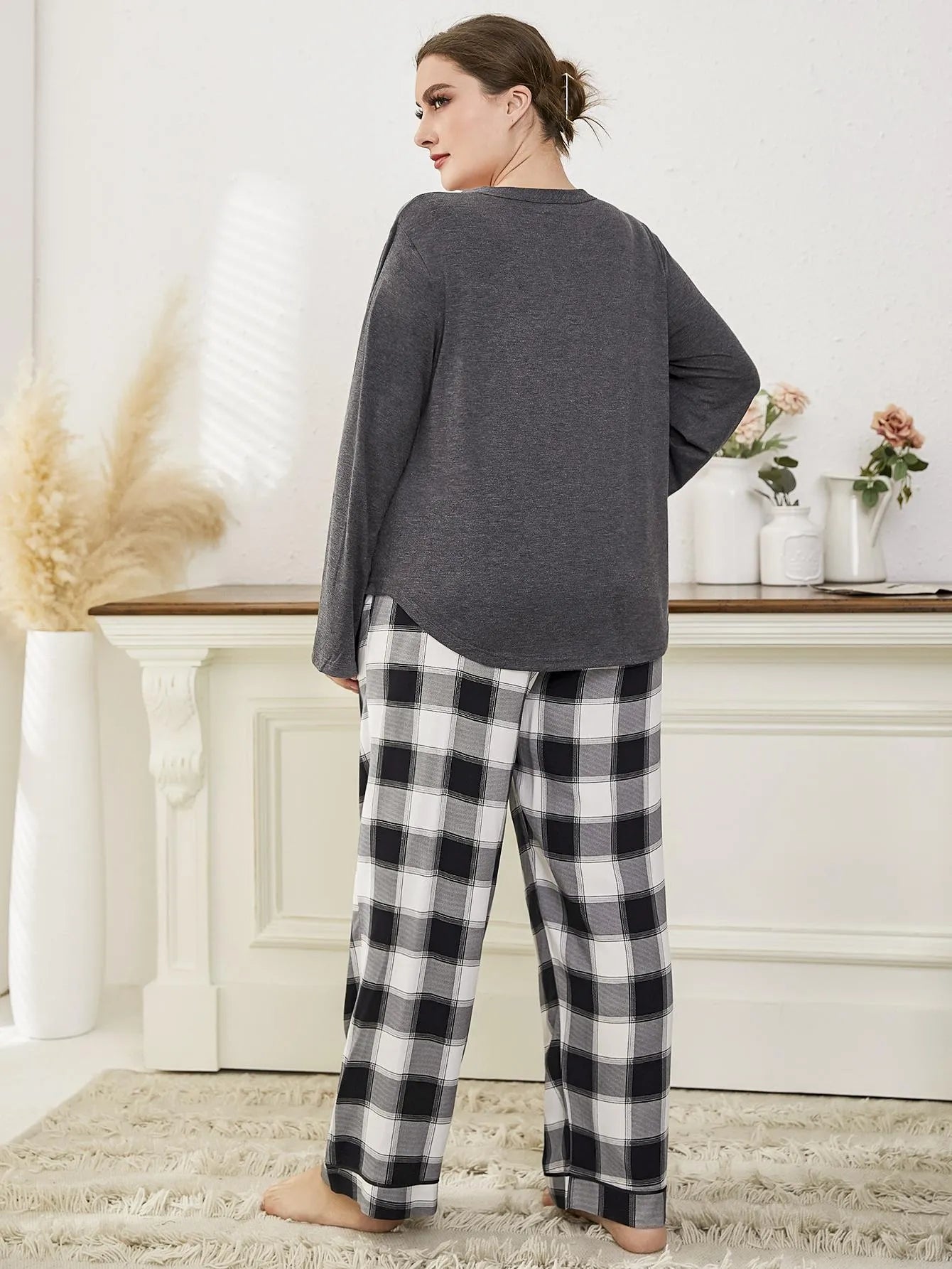 20127M-BlackAndWhite (2)