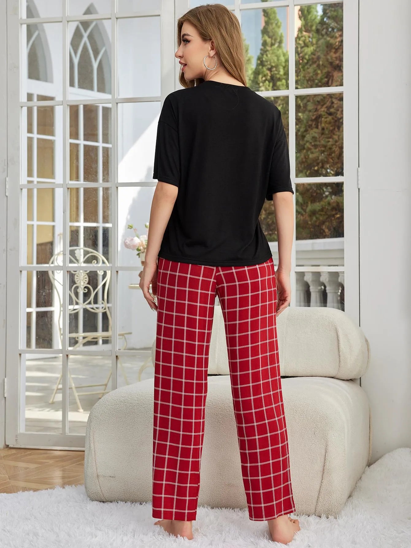 23004-Red_2