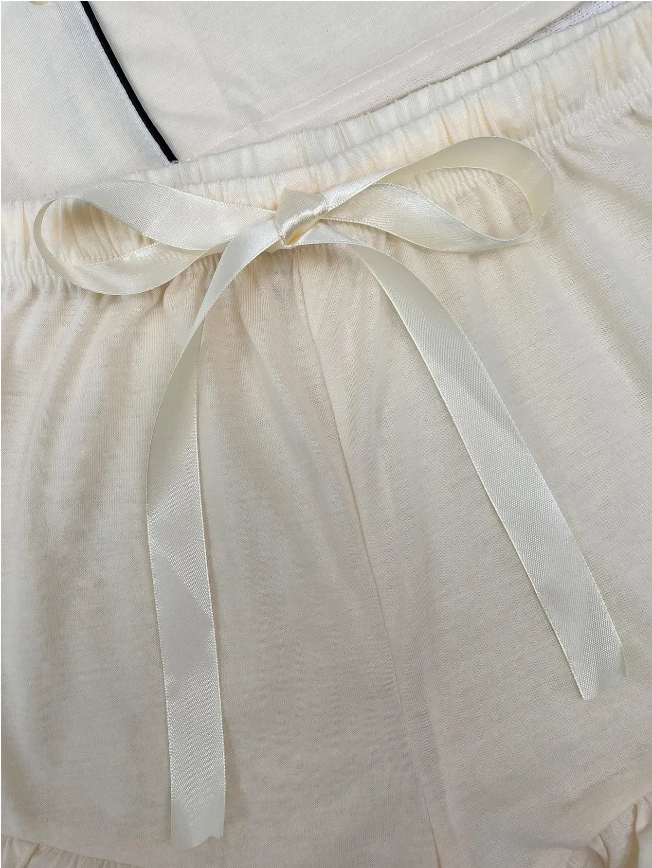 Summer Women's Pajamas Sets Short Sleeve Notched Collar Front Button Top & Elastic Waist Shorts Home Suit Loungewear Sleepwear