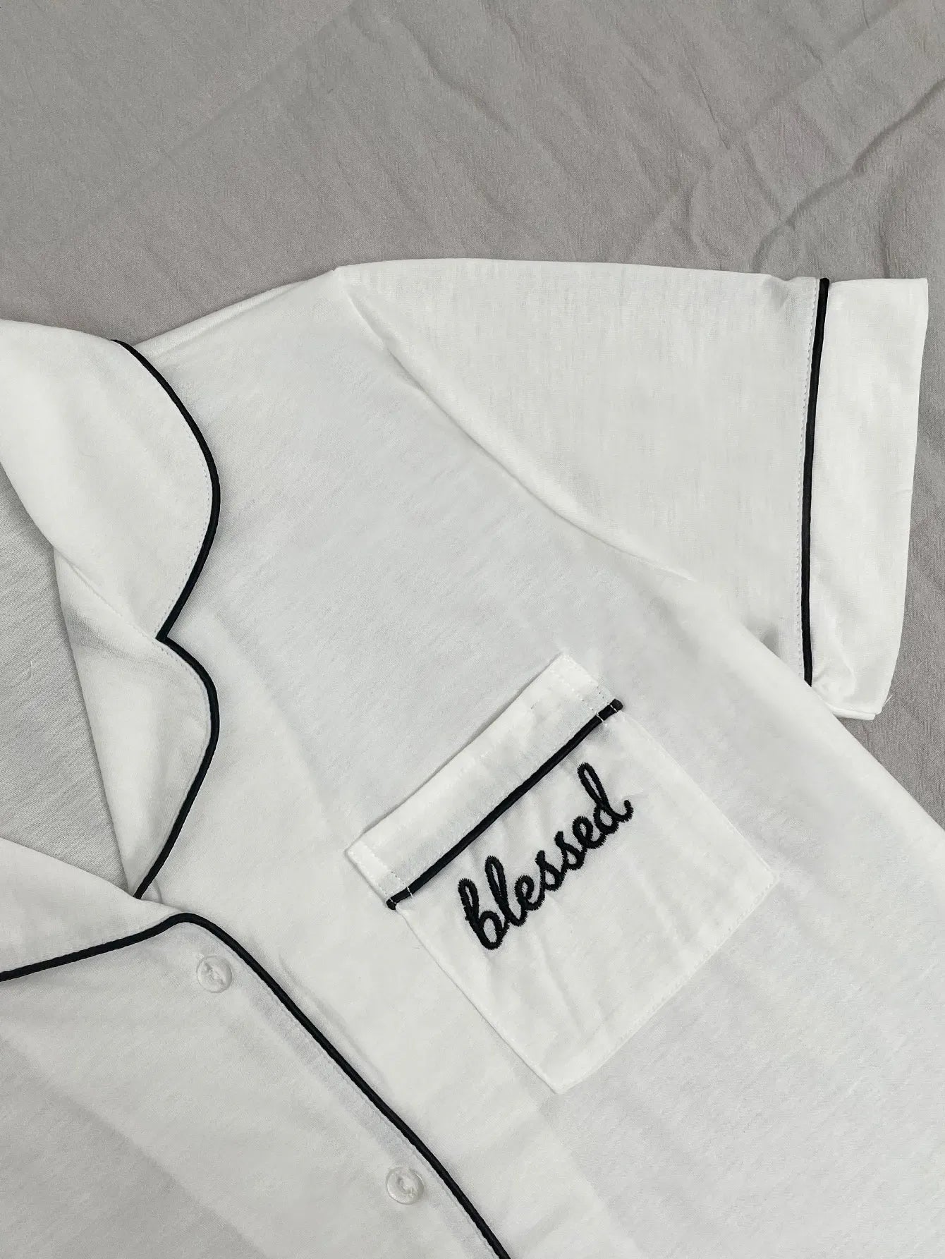 Summer Women's Pajamas Sets Short Sleeve Notched Collar Front Button Top & Elastic Waist Shorts Home Suit Loungewear Sleepwear