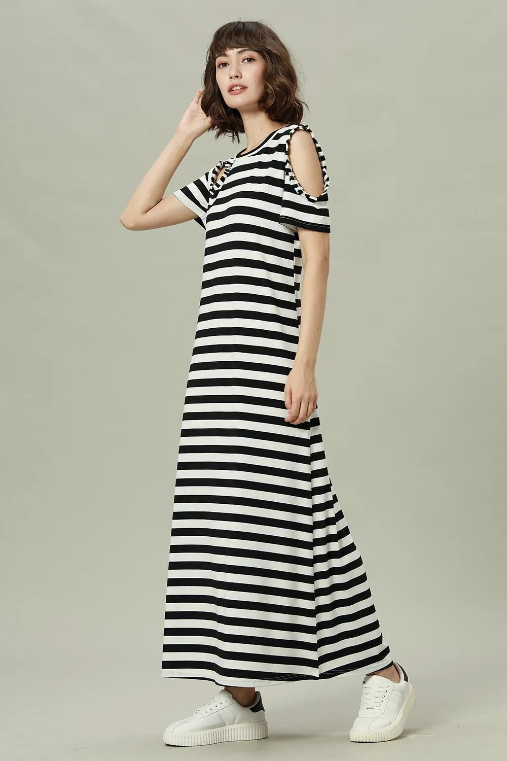 HD13-BlackAndWhite_3