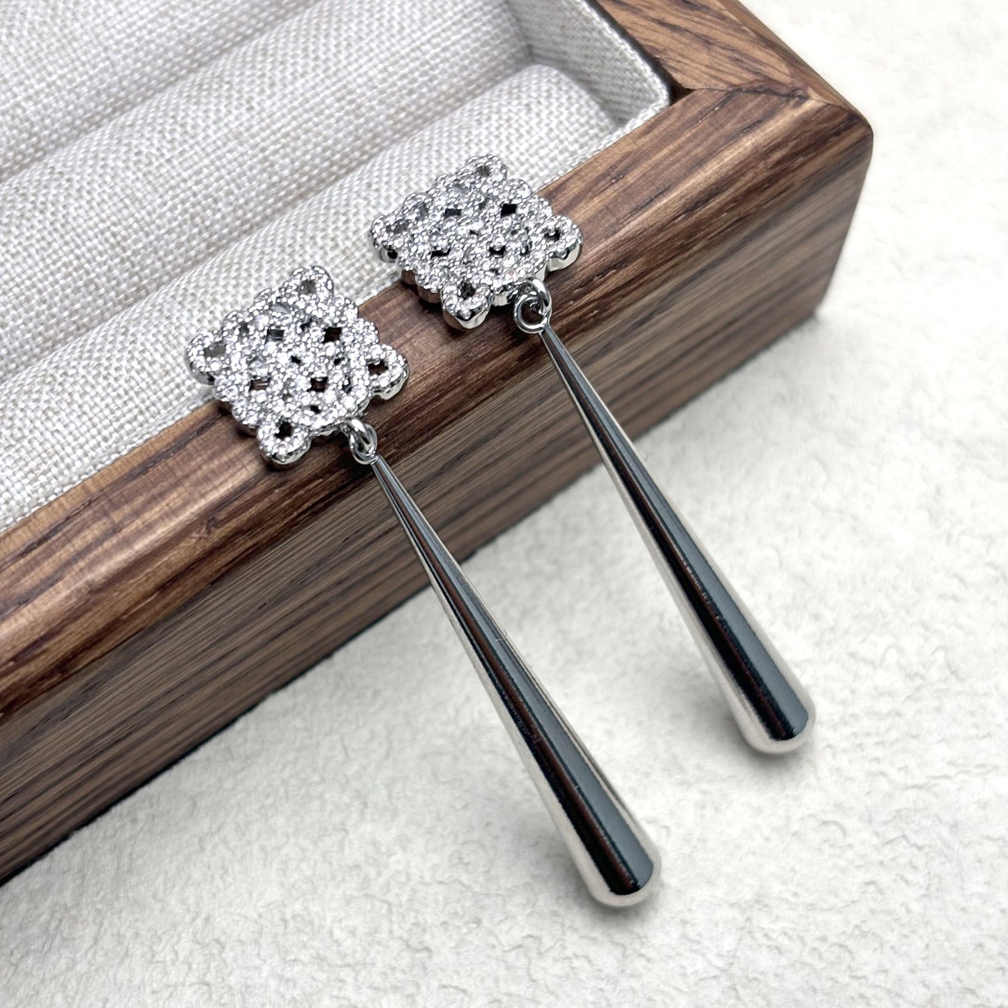 Gold Earrings for Women Long Rhombus Carved Flowers Earrings