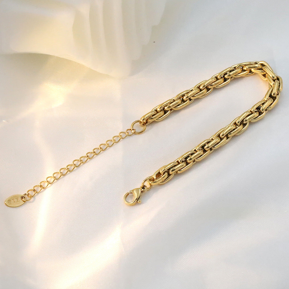 Gold Bracelet for Women Oval-Shaped Interlocking Bracelet Women's Jewelry