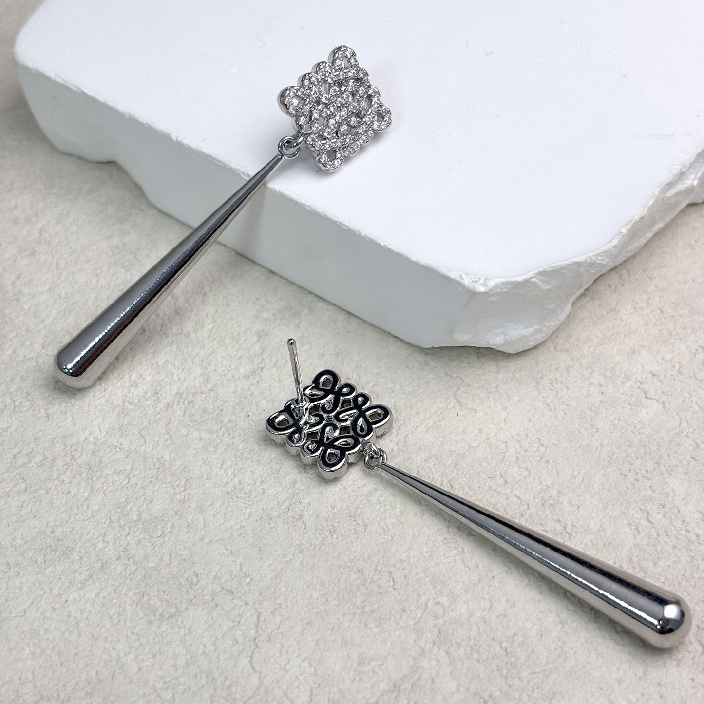 Gold Earrings for Women Long Rhombus Carved Flowers Earrings