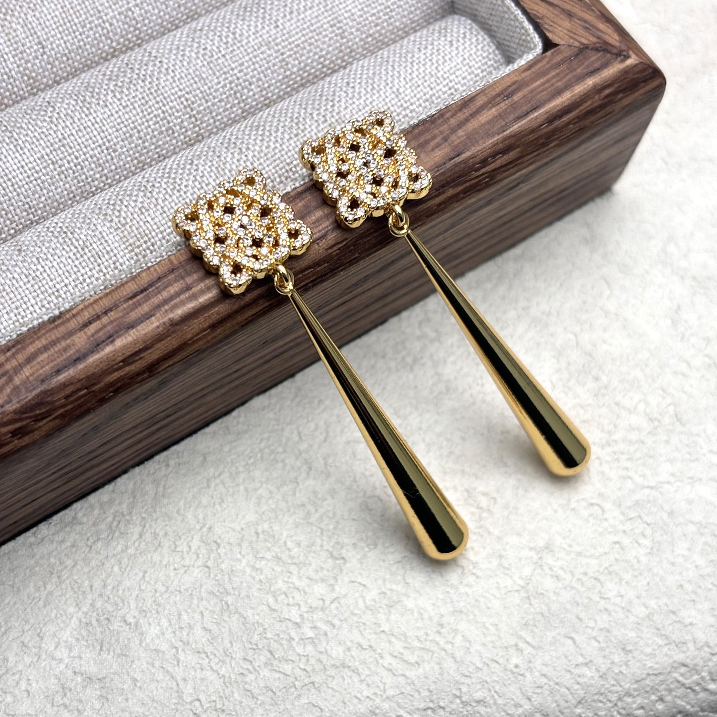 Gold Earrings for Women Long Rhombus Carved Flowers Earrings