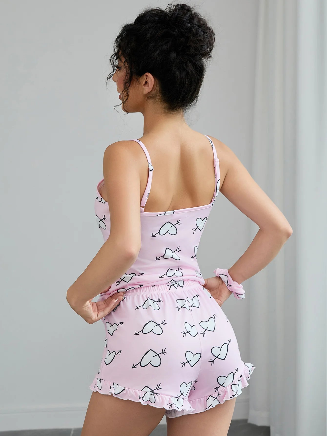 Heart Print Women's Pajamas Set Sleeveless Top & Ruffle Trim Shorts + Scrunchies Sleepwear Elastic Nightwear Homewear Cloth