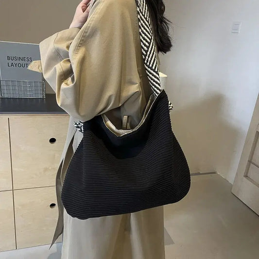 Single-shoulder Underarm Bag for Autumn and Winter 2025 Women Large Capacity Cloth Bag Lazy Crossbody Solid Commuter Tote Bag