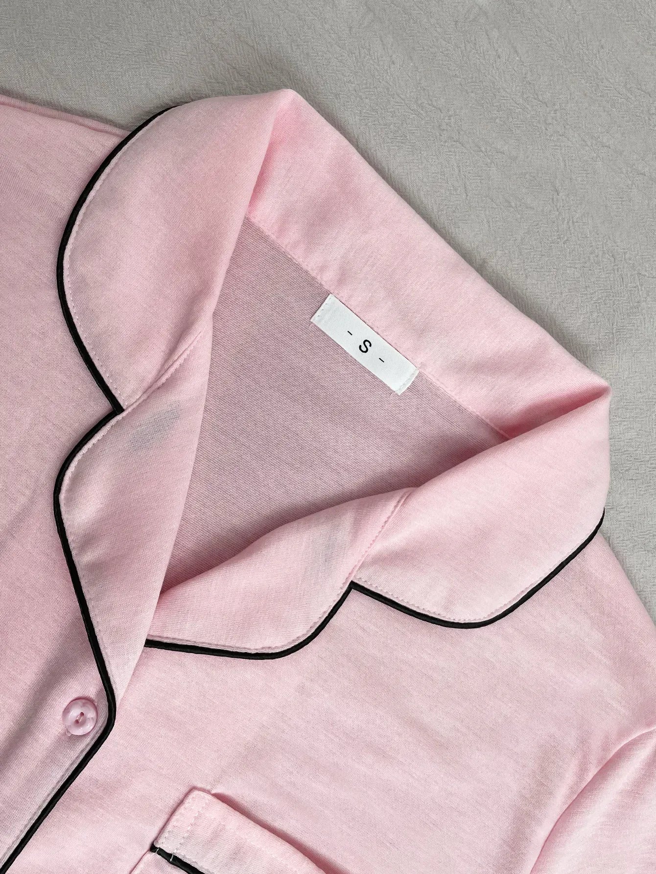 Summer Women's Pajamas Sets Short Sleeve Notched Collar Front Button Top & Elastic Waist Ruffle Shorts Loungewear Sleepwear