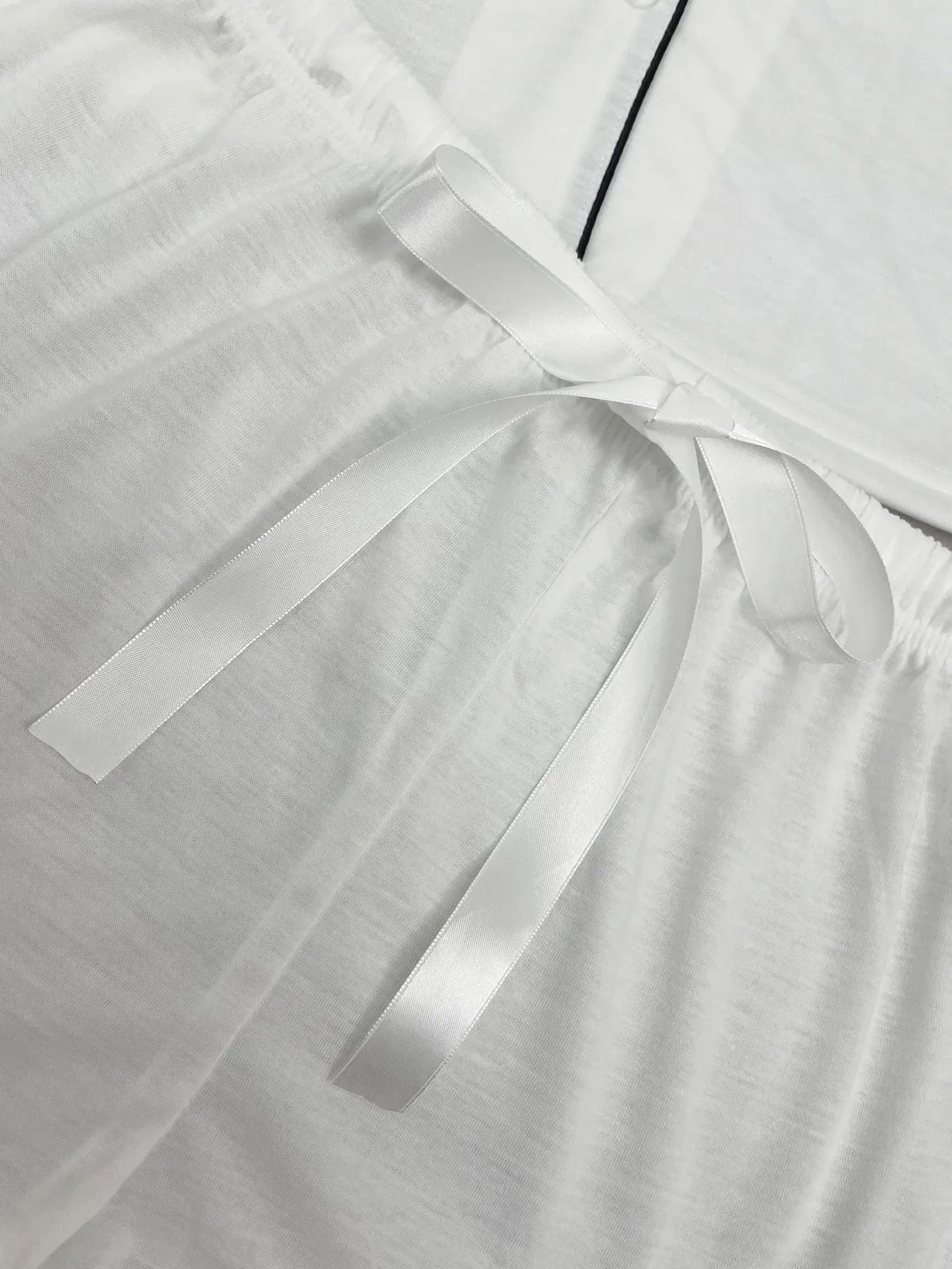 Summer Women's Pajamas Sets Short Sleeve Notched Collar Front Button Top & Elastic Waist Shorts Home Suit Loungewear Sleepwear