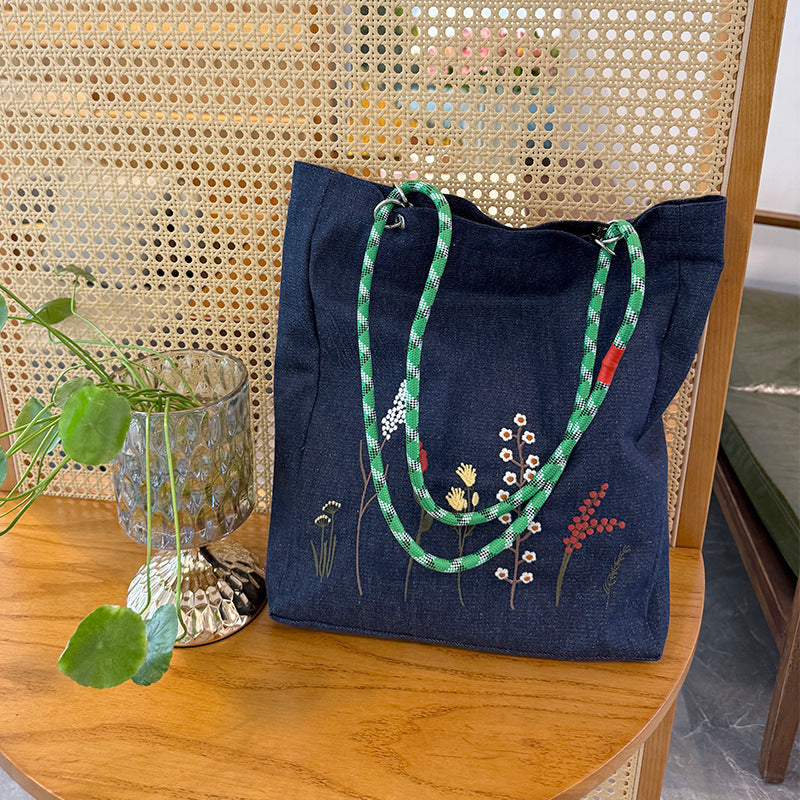 New Retro Embroidered Denim Sail Bunsen Series Large Capacity Single Shoulder Commuter Fashion Bag for Women