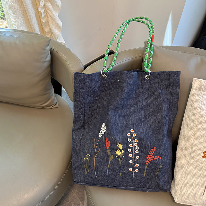 New Retro Embroidered Denim Sail Bunsen Series Large Capacity Single Shoulder Commuter Fashion Bag for Women