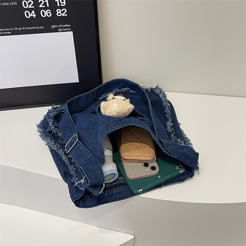 Large capacity shoulder bag, casual cartoon tote bag, 2025 new commuter crossbody bag, women's bag