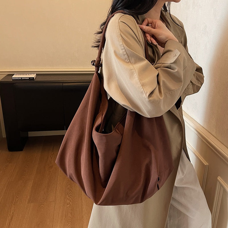 Large capacity bag for women 2025 new trendy autumn and winter Korean lazy style lightweight cloth bag for leisure commuting shoulder bag