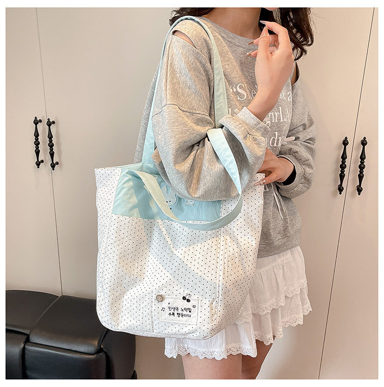 2025 fashion new Korean casual simple polka dot bag women's large capacity crossbody bag commuting pillow bag