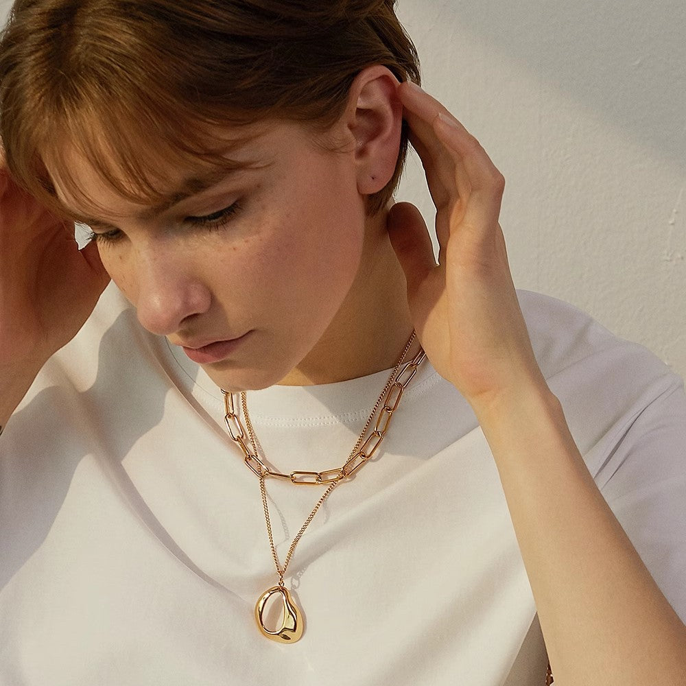 Gold Necklace for Women Hollow Pendant Necklace Long Necklace Accessory