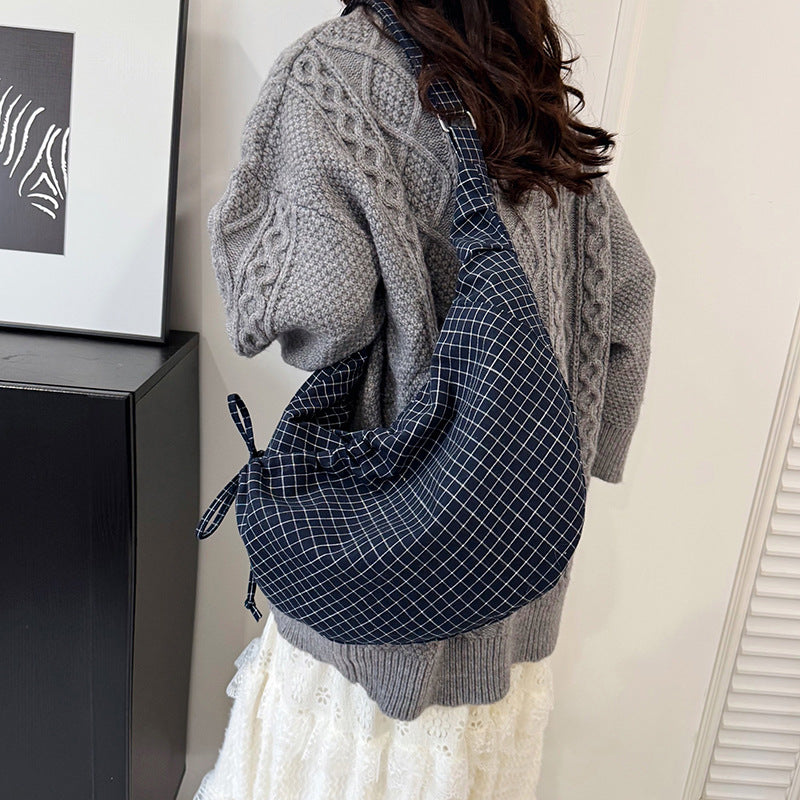 Autumn and winter new plaid women's shoulder bag versatile commuting armpit bag cross-border women's diagonal cross bag women's bag