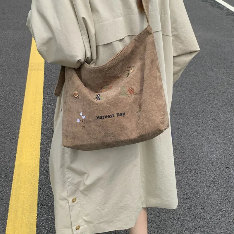 New Niche Single-shoulder Crossbody Canvas Bag for Women with Large Capacity A Simple Tote Bag for Artistic Commuting 2025