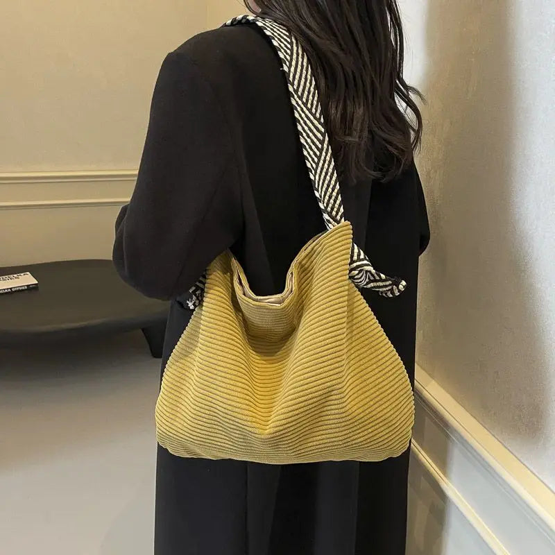 Single-shoulder Underarm Bag for Autumn and Winter 2025 Women Large Capacity Cloth Bag Lazy Crossbody Solid Commuter Tote Bag