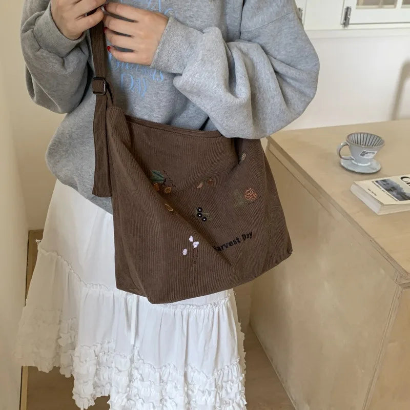 New Niche Single-shoulder Crossbody Canvas Bag for Women with Large Capacity A Simple Tote Bag for Artistic Commuting 2025