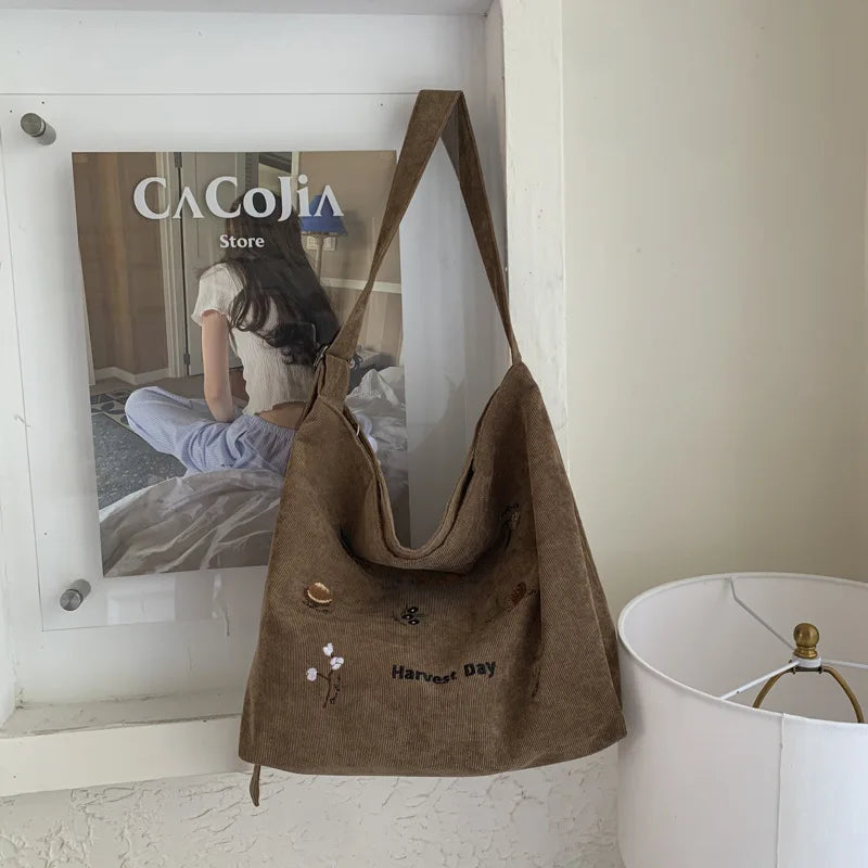 New Niche Single-shoulder Crossbody Canvas Bag for Women with Large Capacity A Simple Tote Bag for Artistic Commuting 2025