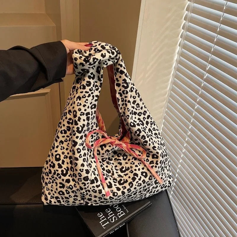2025 Double-sided Leopard Print College Student Class Commuting Bag High-end Women's Large-capacity Casual Single-shoulder Bag