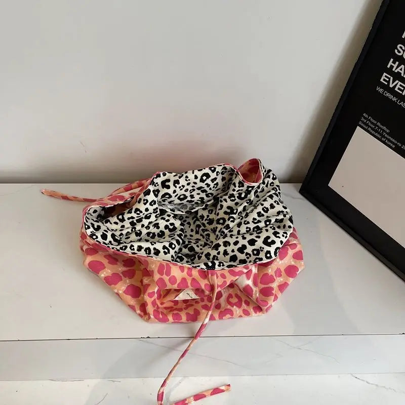 2025 Double-sided Leopard Print College Student Class Commuting Bag High-end Women's Large-capacity Casual Single-shoulder Bag