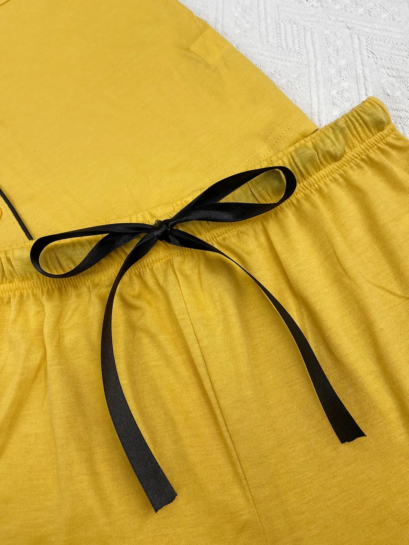 Summer Women's Pajamas Sets Short Sleeve Notched Collar Front Button Top & Elastic Waist Ruffle Shorts Loungewear Sleepwear